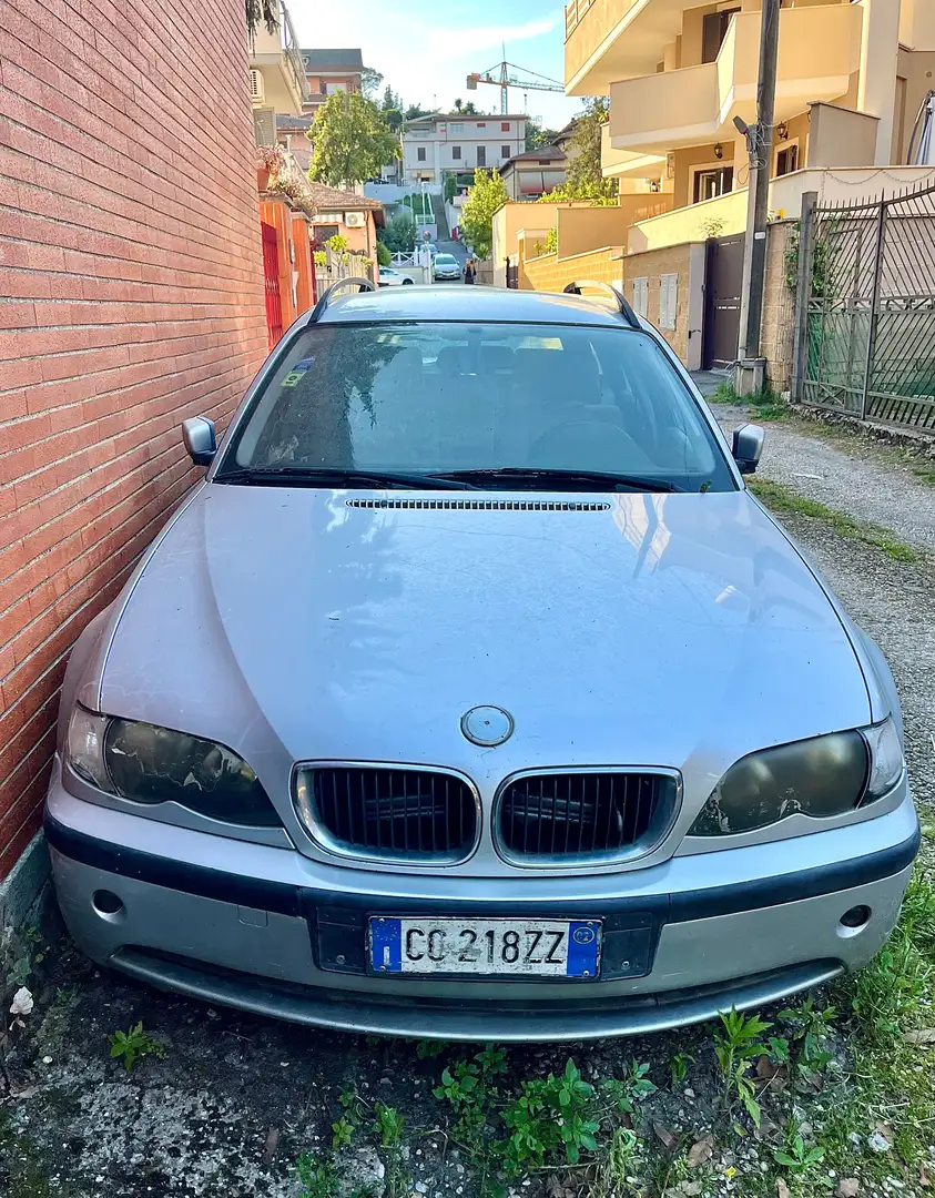 BMW 320 320d Touring Eletta 150cv - 2