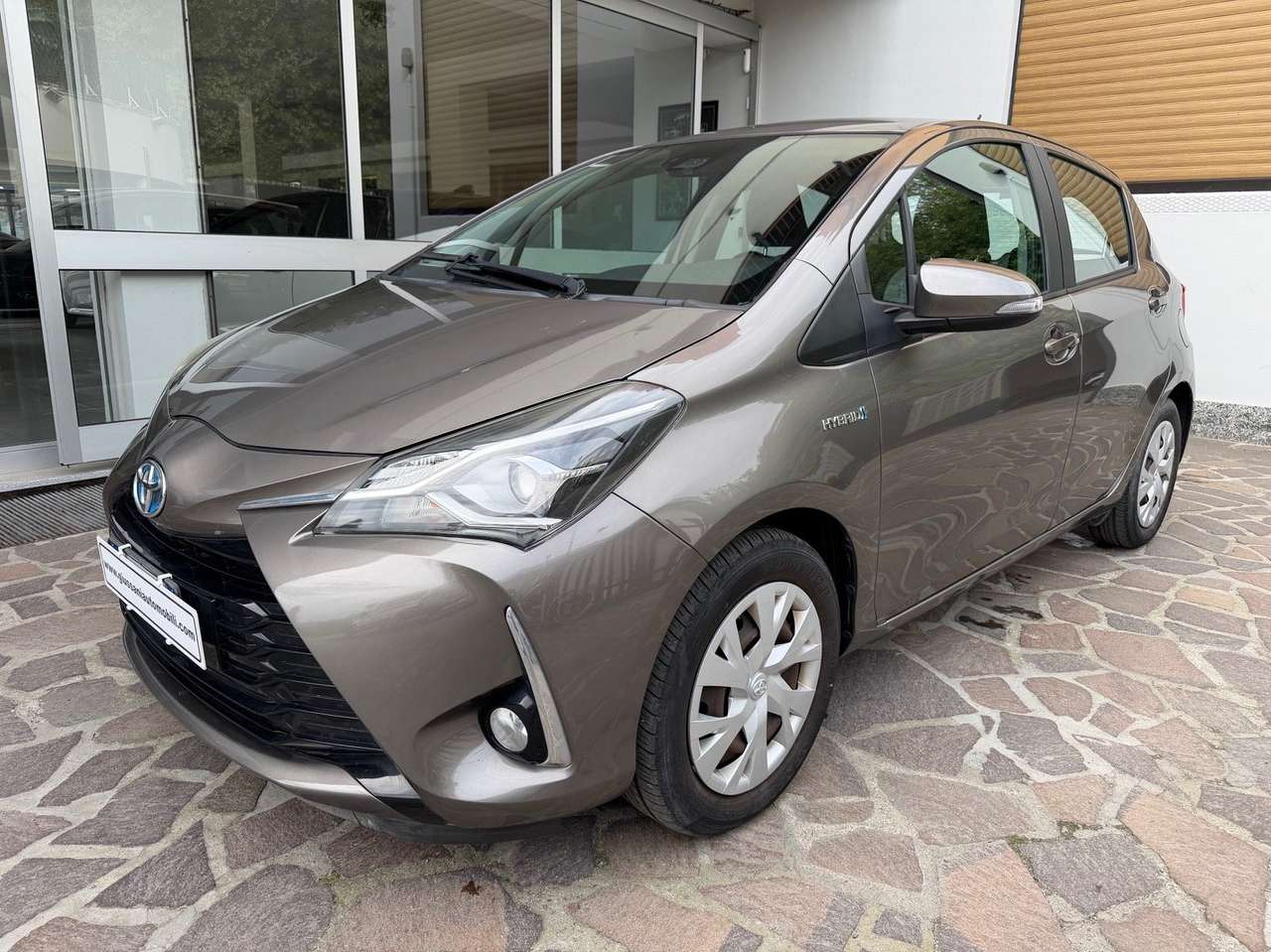 Toyota Yaris 5p 1.5h Business UNICO PROPRIETARIO OK NEOPATENTATI BELLISSIMA