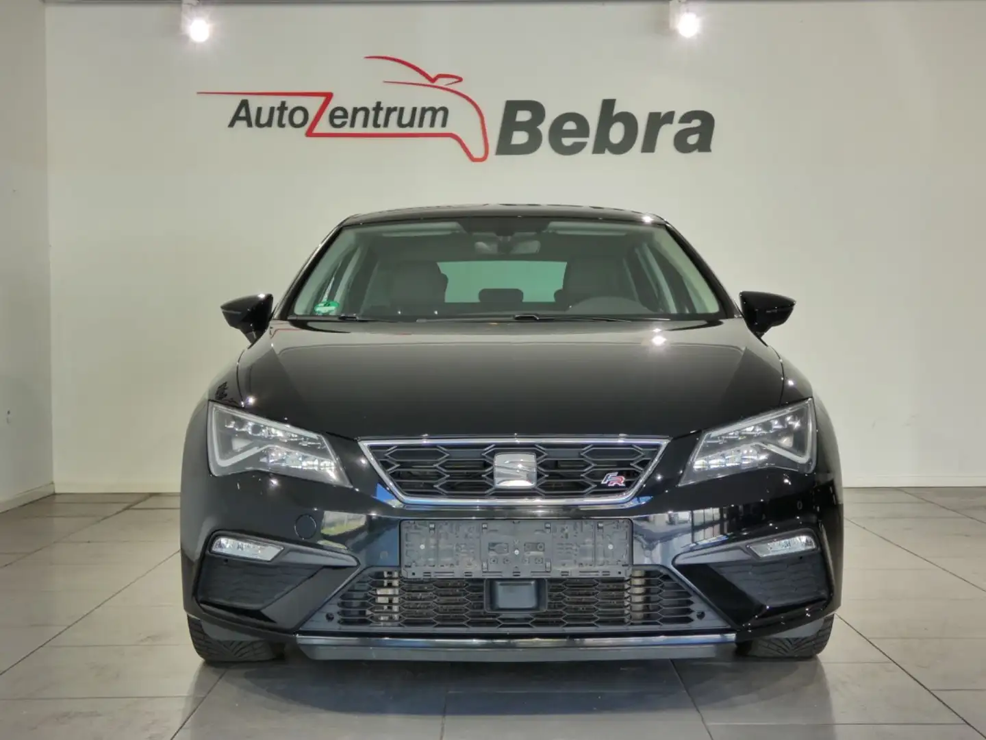SEAT Leon FR 2.0 TSI DSG LED/Navi/Virtual/Kamera/ACC Schwarz - 2