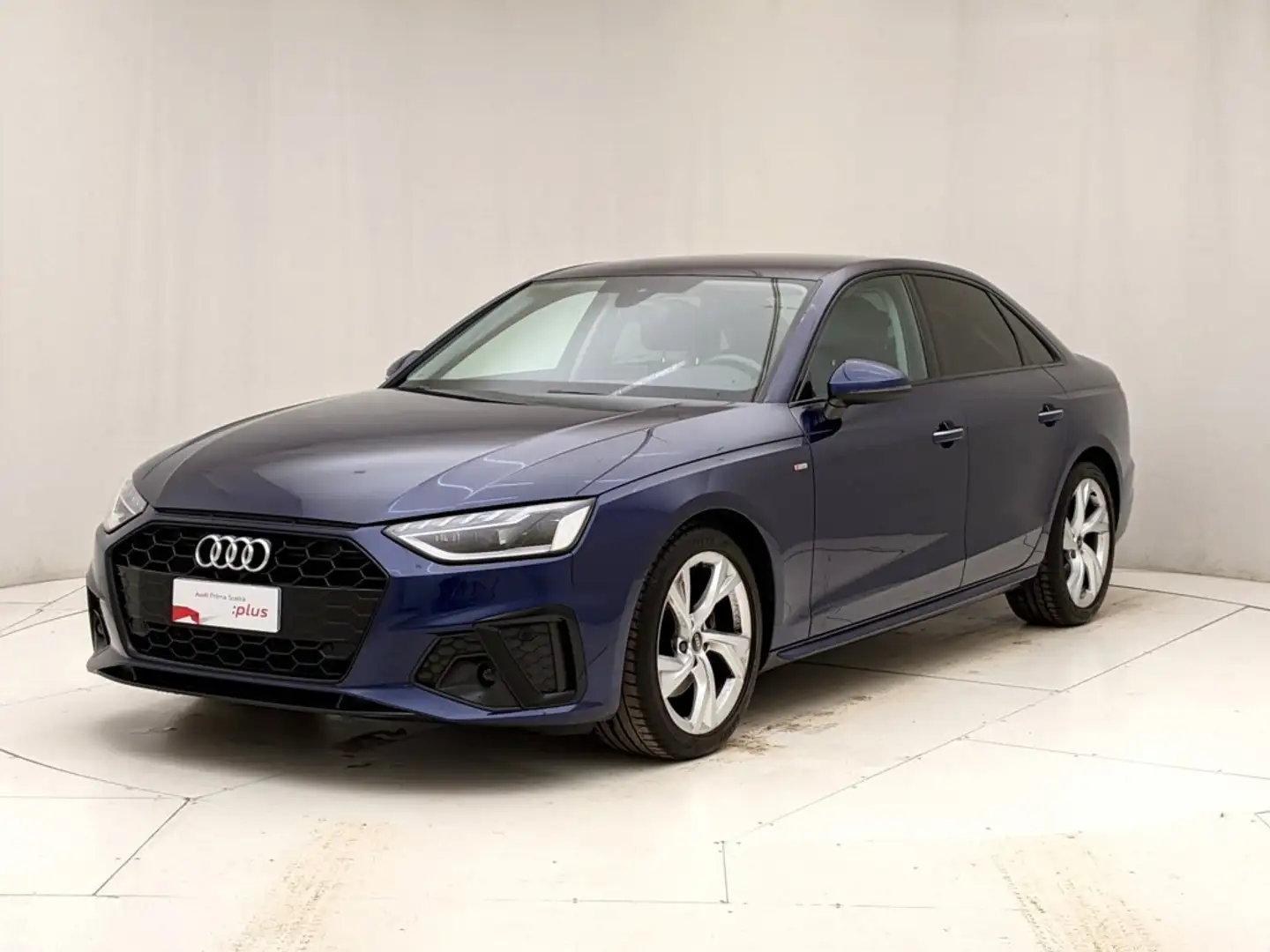 Audi A4 Berlina 35 2.0 tdi mhev S line edition 163cv s-tro Blu/Azzurro - 1