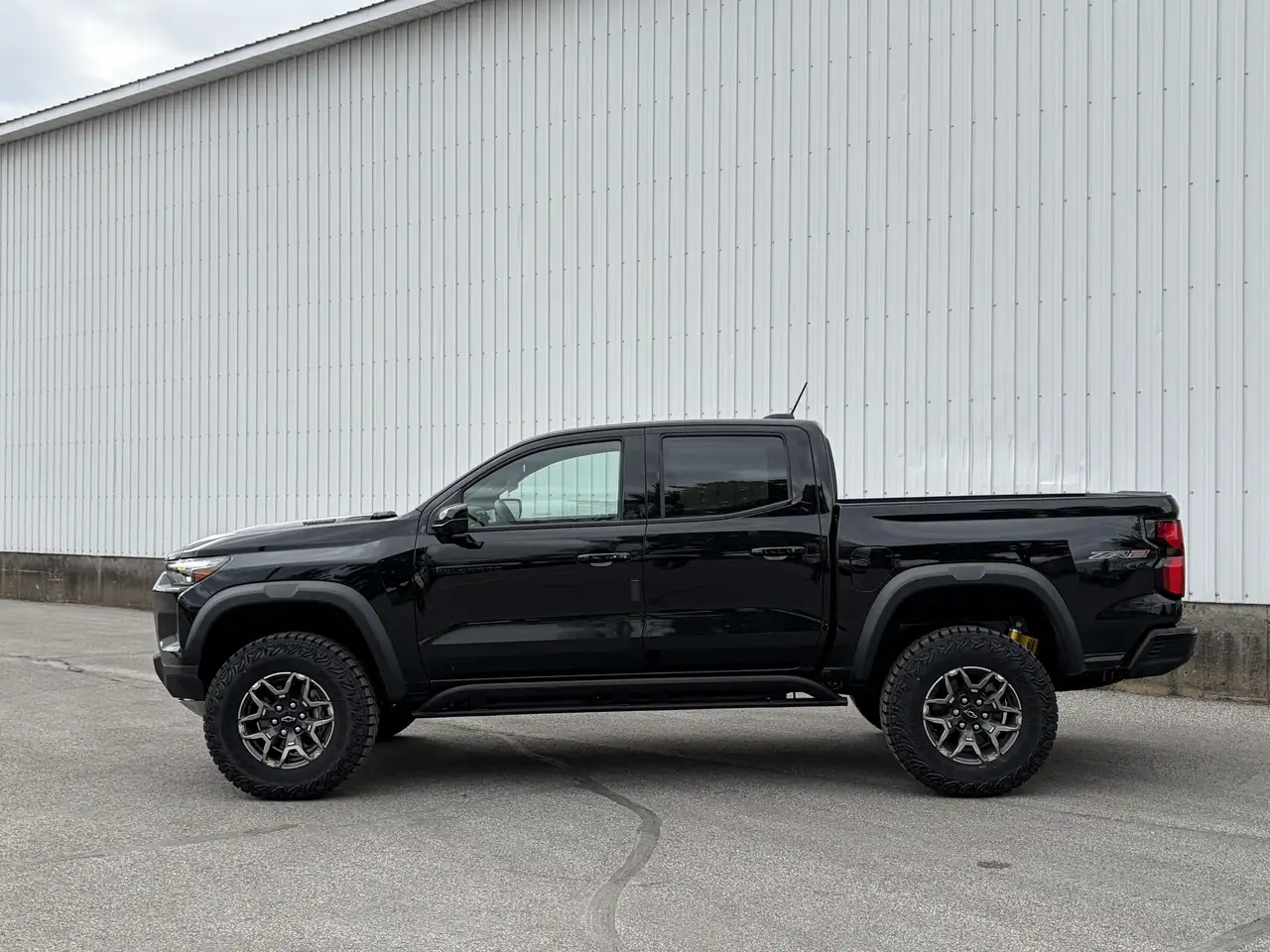 Chevrolet Colorado снимка Chevrolet Colorado