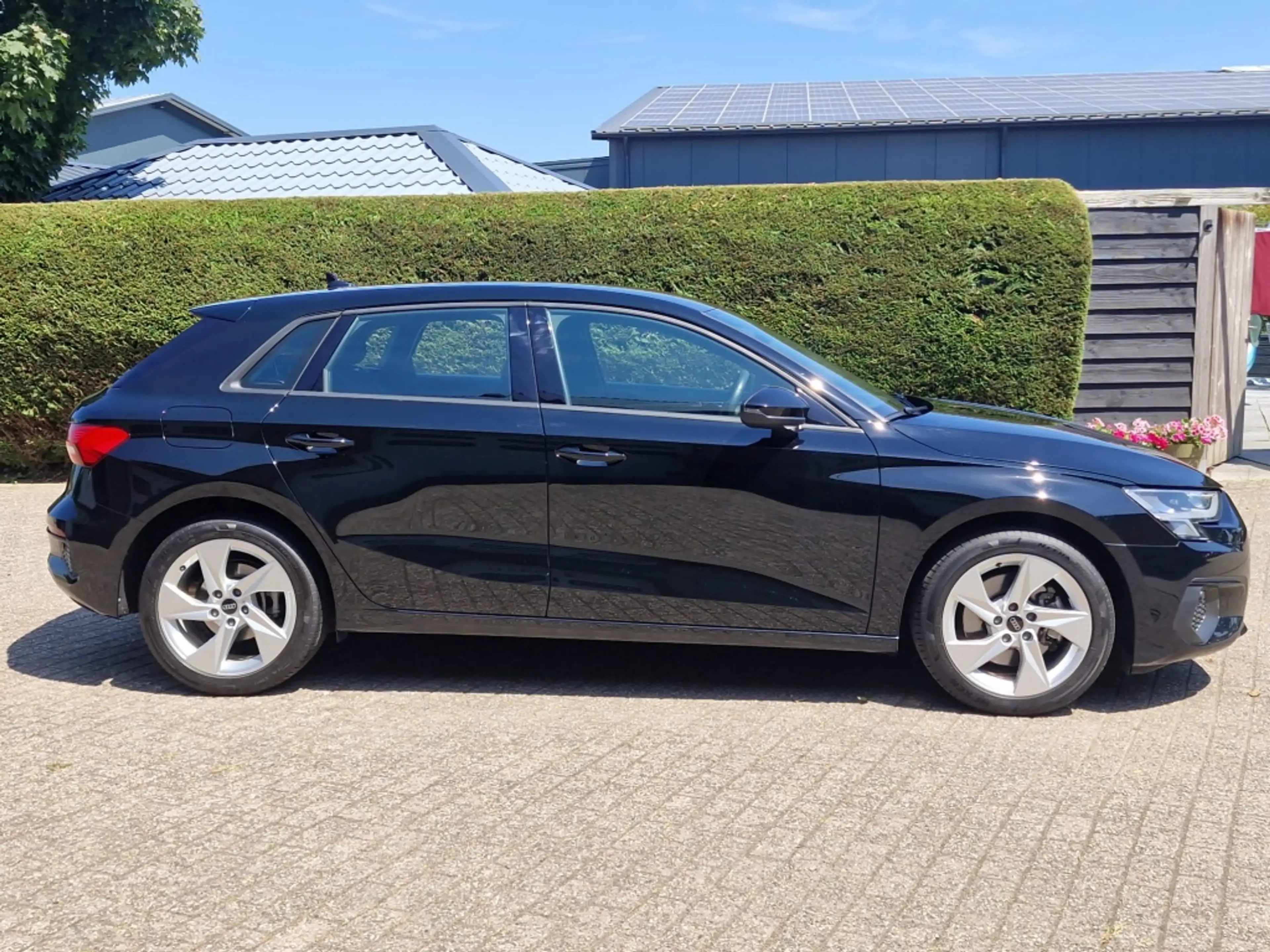 Audi A3 Sportback 35 TFSI Sportback 35 TFSI NOVC-HEV Totaa — photo 6