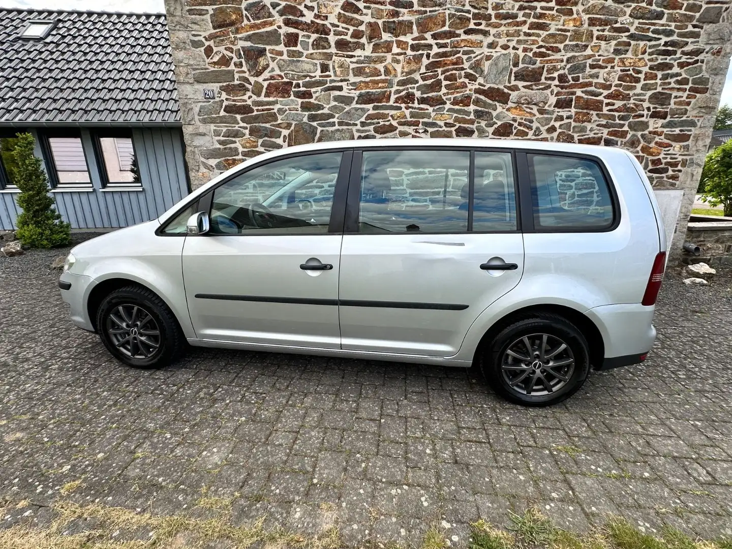 Volkswagen Touran Conceptline Automatik Argent - 2