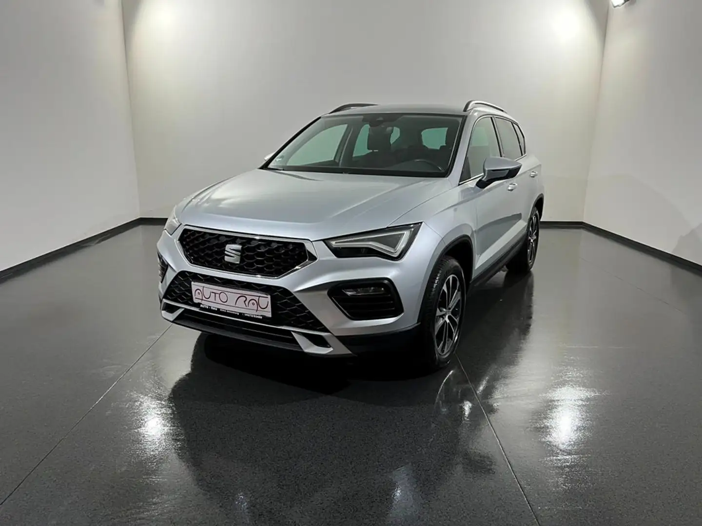 SEAT Ateca 2.0 TDI Style 4Drive DSG *LED*AHK*ACC* Argent - 2