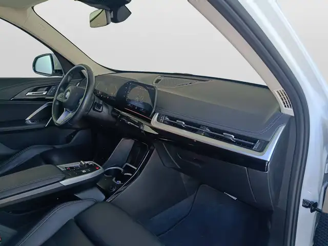 BMW X1 view 10
