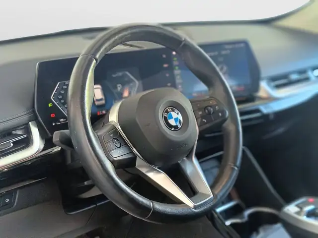 BMW X1 view 16