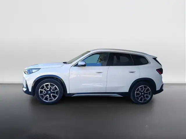 BMW X1 view 6