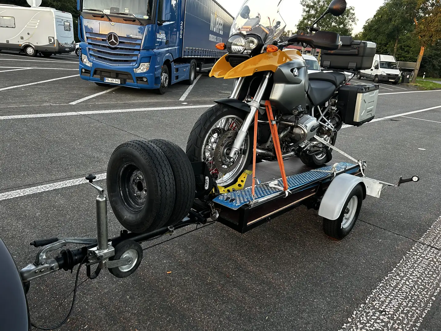 BMW R 1200 GS 3 kufer side and top - 2