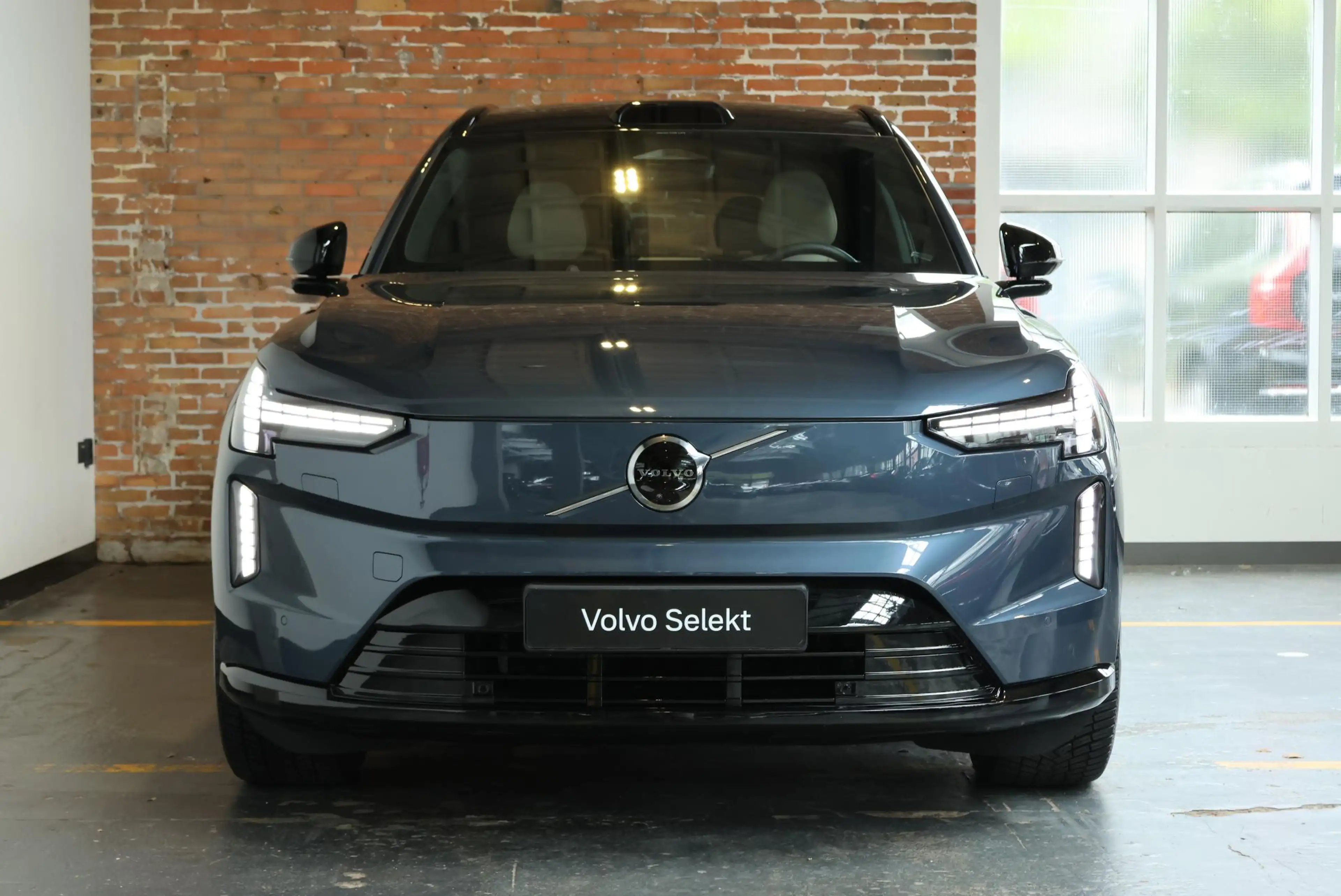 Volvo EX90 Twin Motor Ultra 7p. 111 kWh | 4-Seizoenen Banden — photo 5