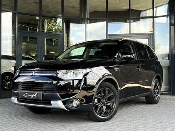 2.0 PHEV INST - LEDER - SCH./KANT.DAK - BLACK ON B