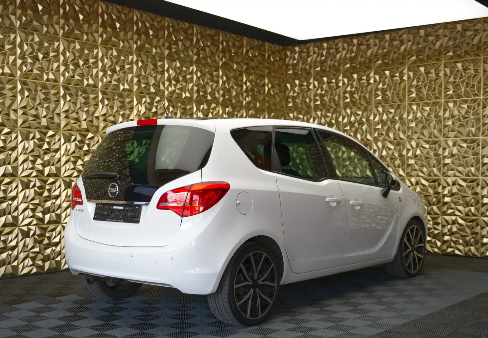 Opel Meriva Color Edition Automatik AHK SHZ Weiß - 2