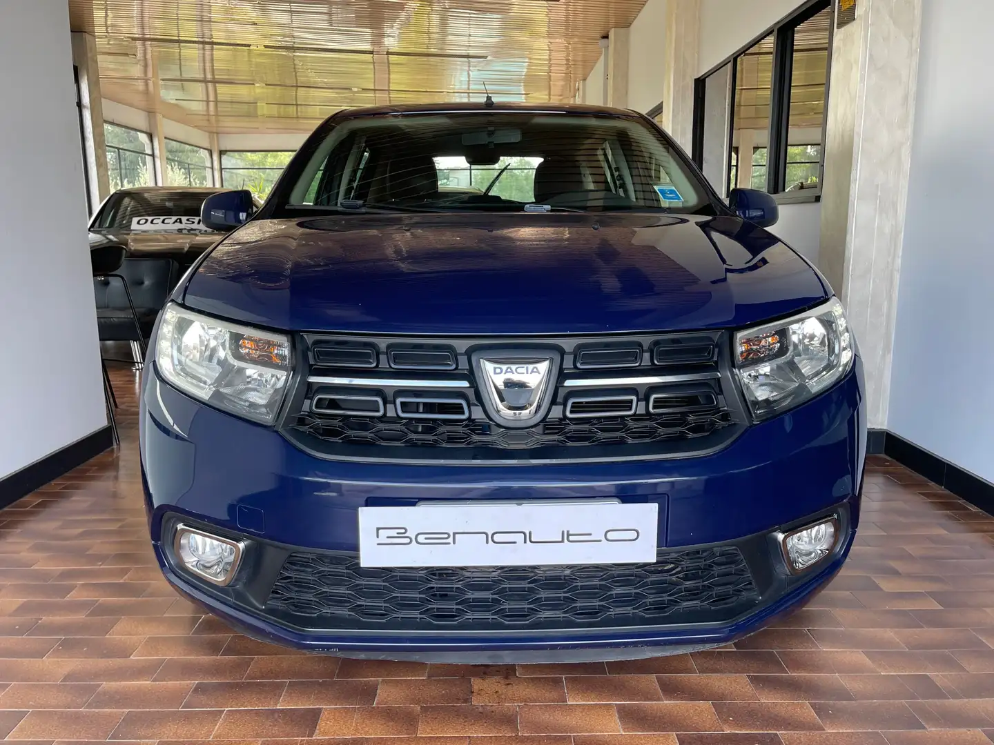 Dacia Sandero 1.2 Laureate 75cv NAVI/LED Blau - 2