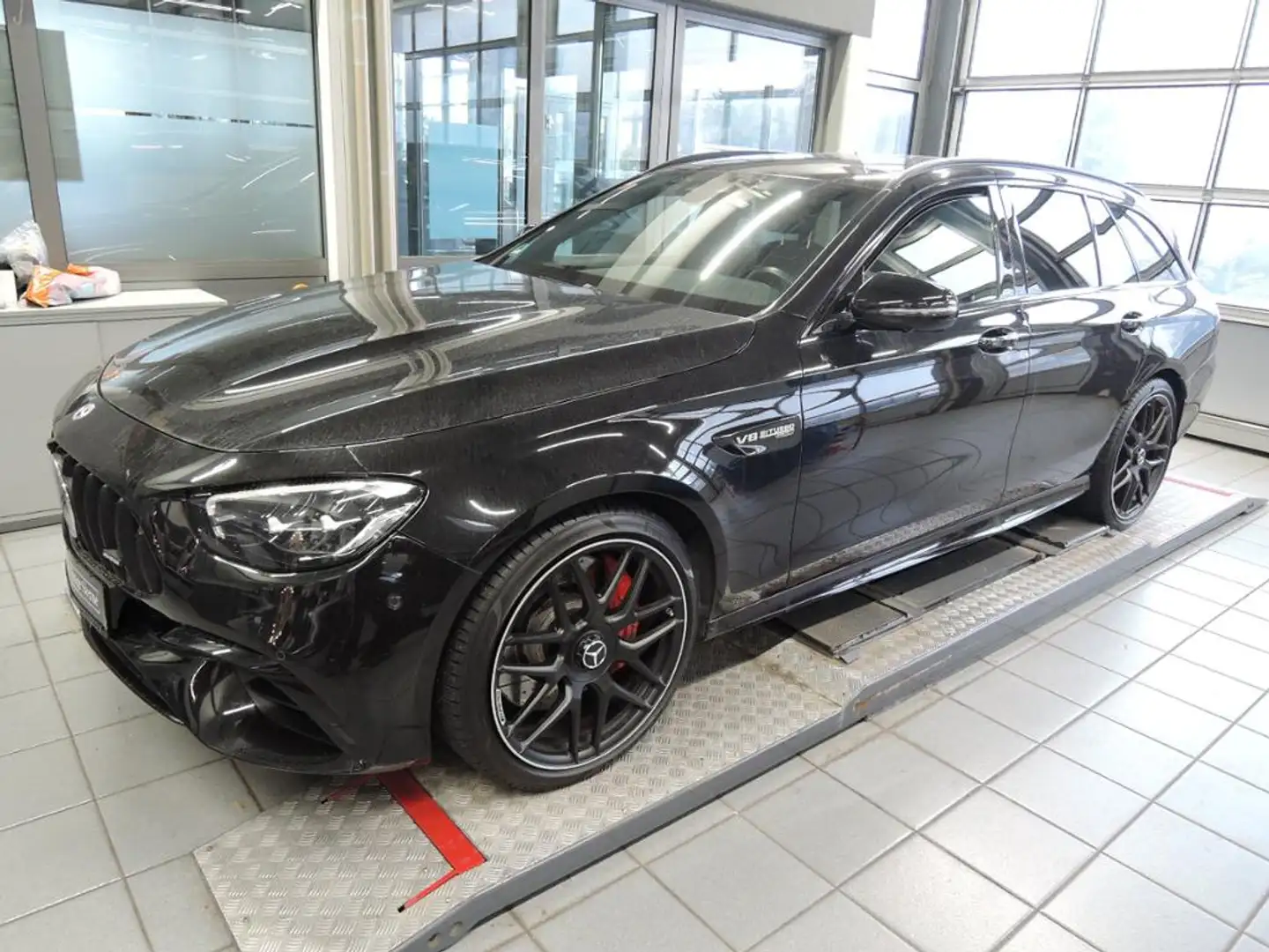 Mercedes-Benz E 63 AMG AMG E 63 S 4M+ T AMG/Night/Driver's-P./ Schwarz - 1