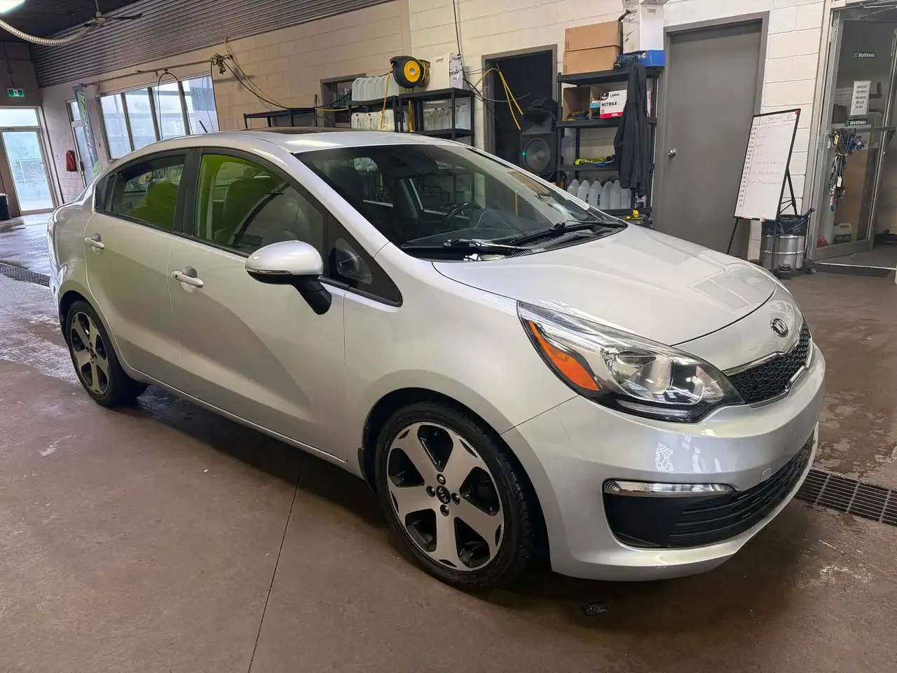 Kia Rio снимка Kia Rio