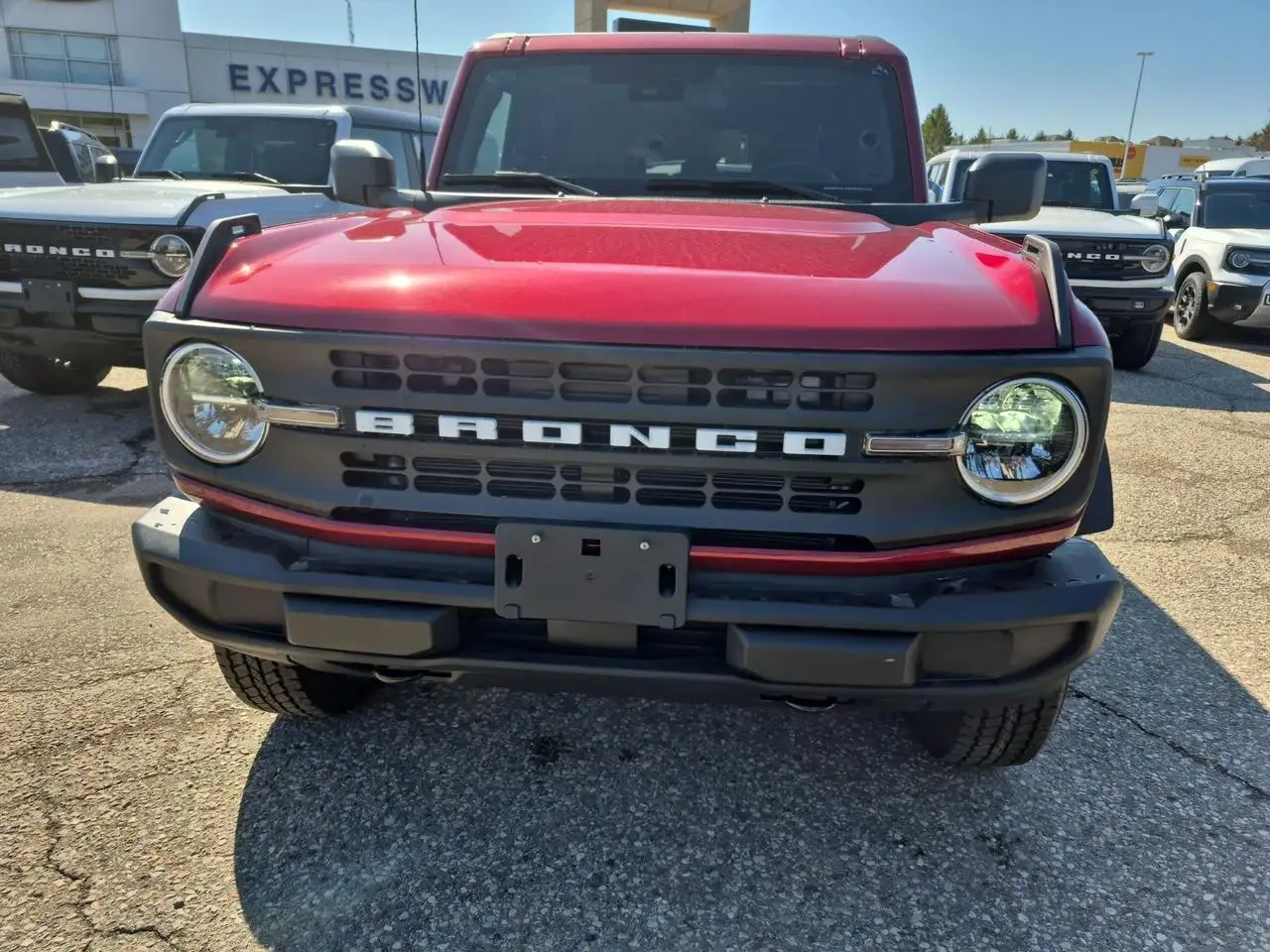 Ford Bronco снимка Ford Bronco