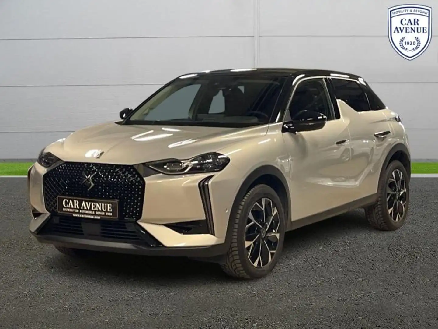 DS Automobiles DS 3 PureTech 130ch Rivoli Automatique Fehér - 1