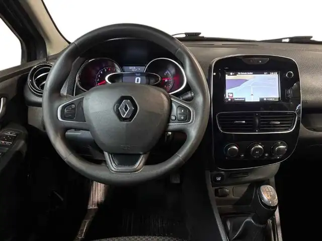 Renault Clio view 14