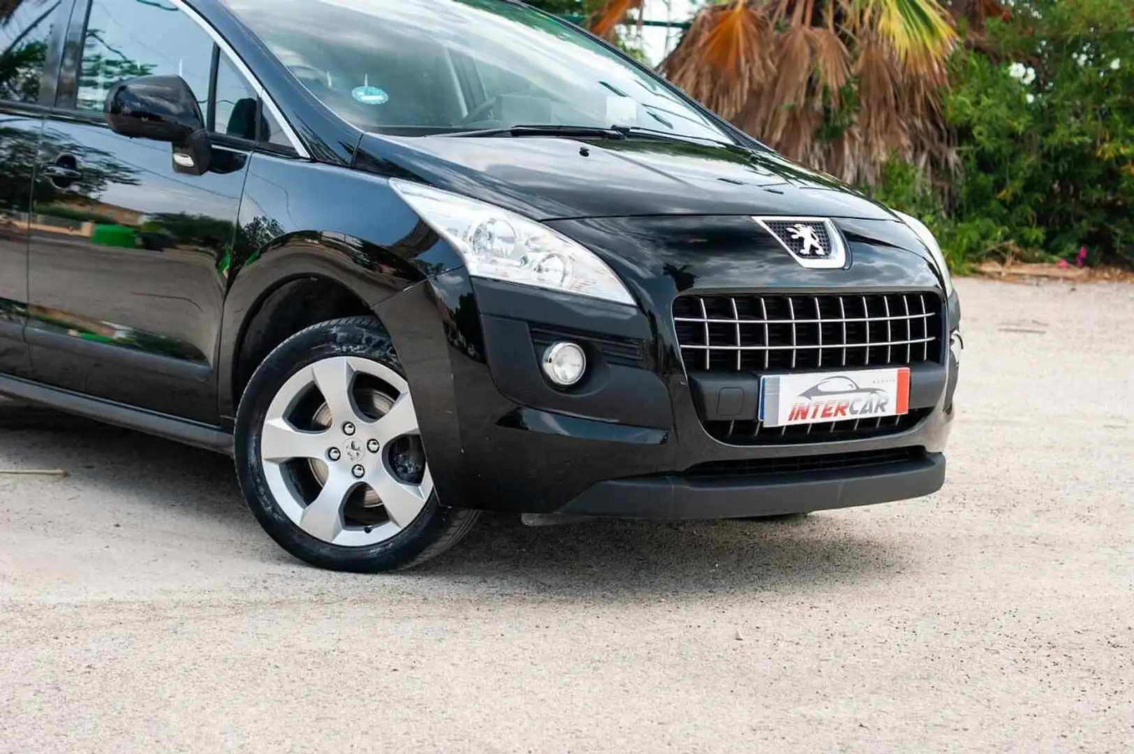 Peugeot 3008 ES - SUV5 1.6 THP 155 EU5, Premium, 2009 - 2011 Noir - 2