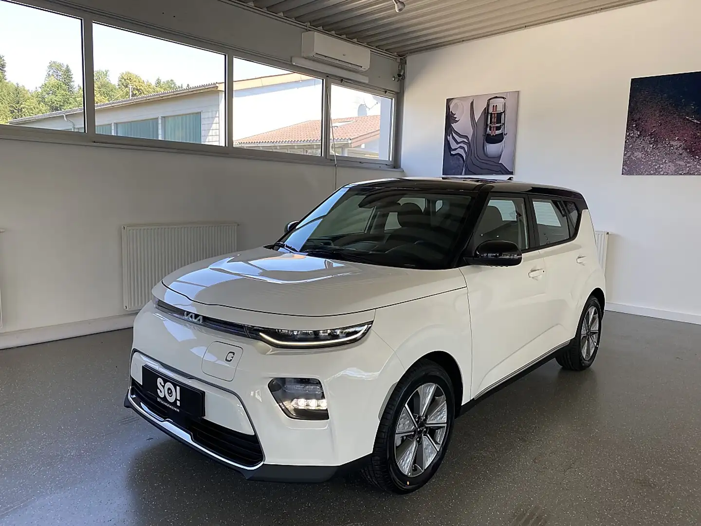 Kia Soul EV 64kWh Long Silber Weiß - 2