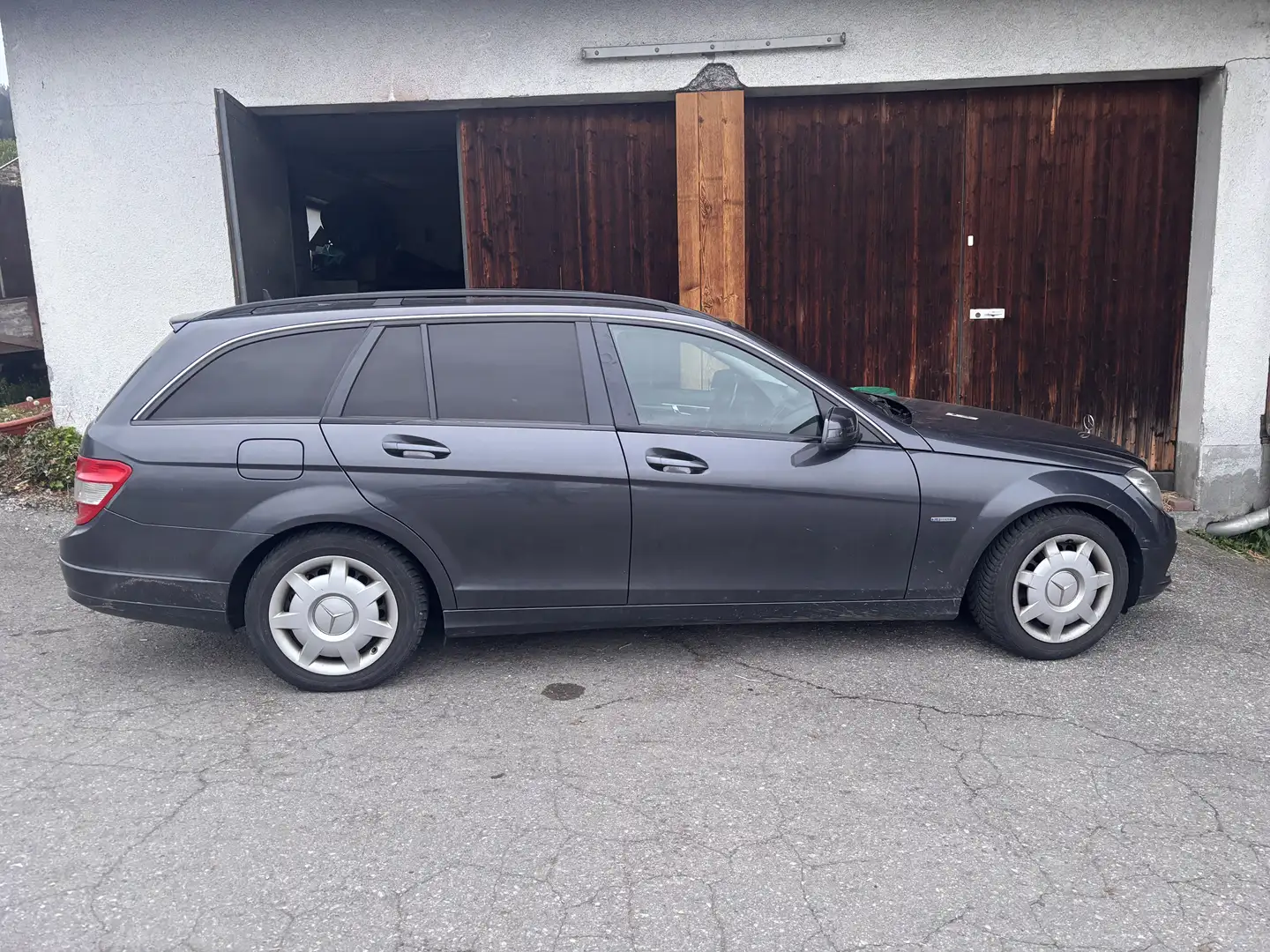 Mercedes-Benz C 200 T Classic BlueEfficiency CDI - 1