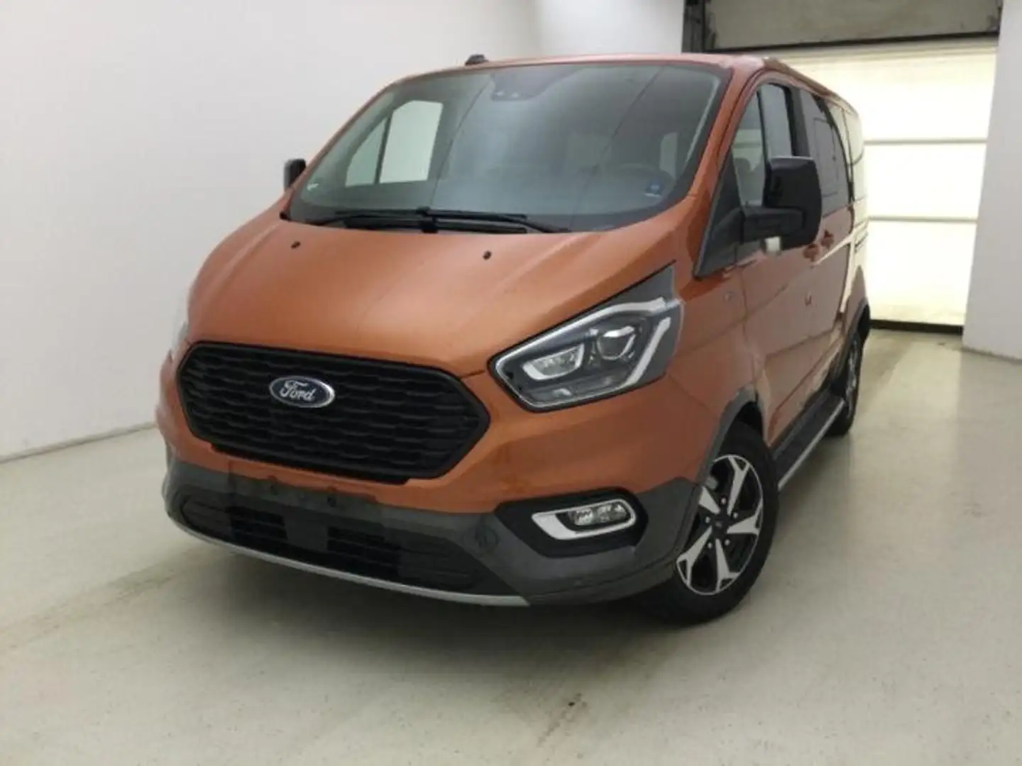 Ford Tourneo Custom 320 L1H1 VA MH Active+Bi-Xenon+ACC+Navi+Winterpak. Oranje - 1