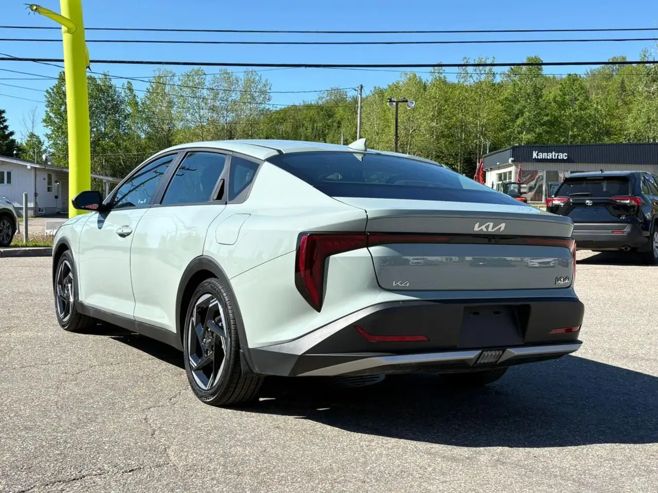Kia K4 photo Kia K4