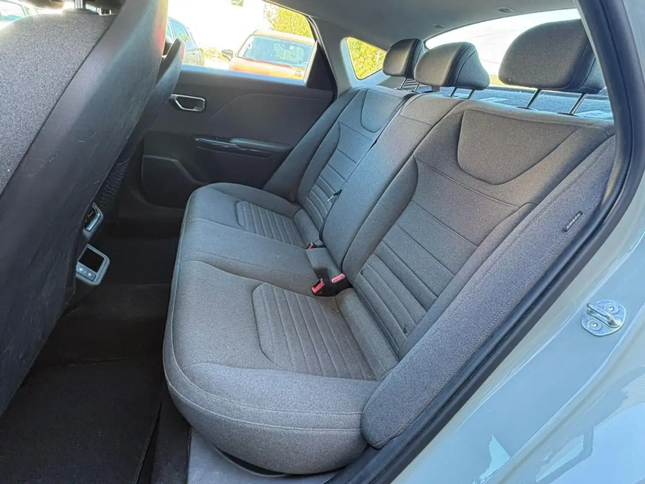 Kia K4 photo Kia K4