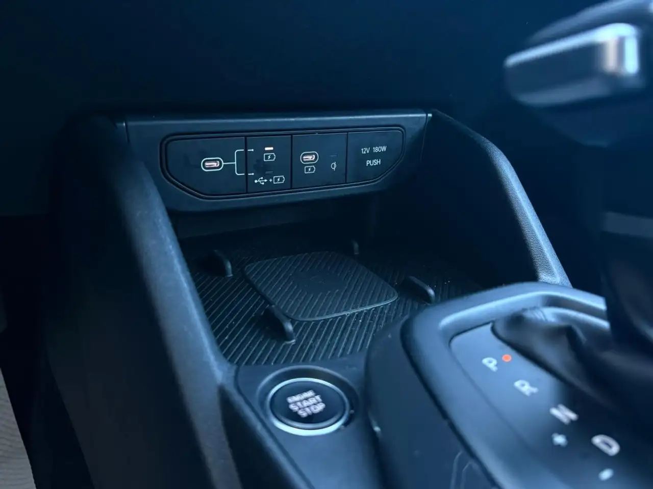 Kia K4 photo Kia K4