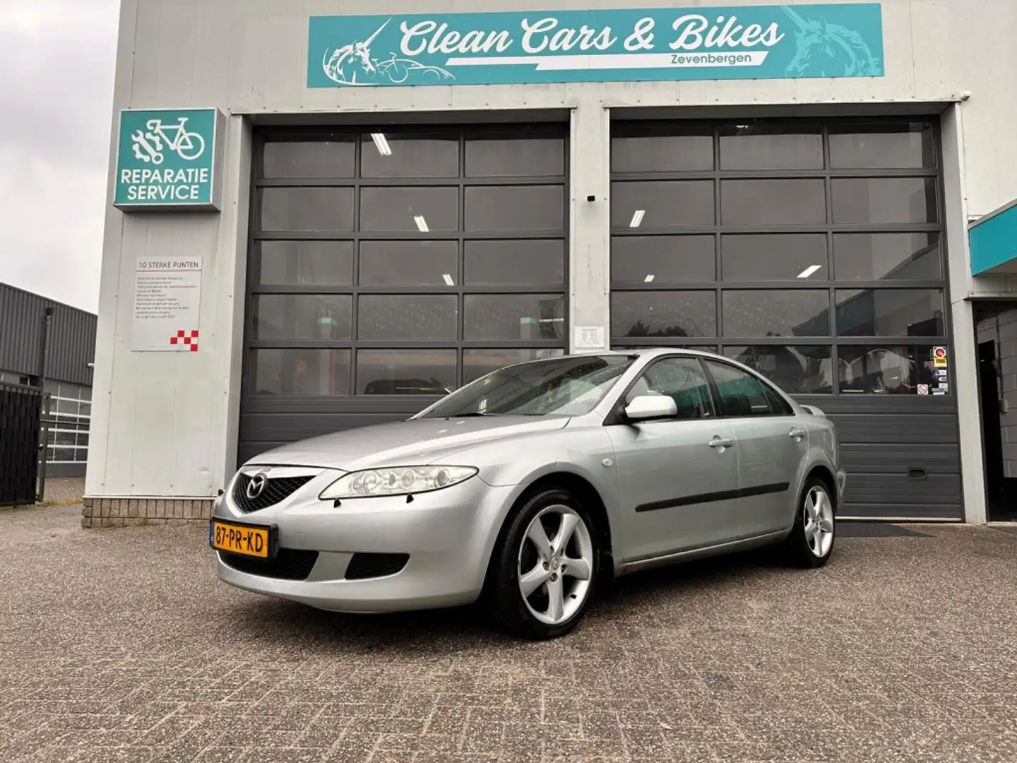 Mazda 6 Sport 2.3i Active Gris - 1