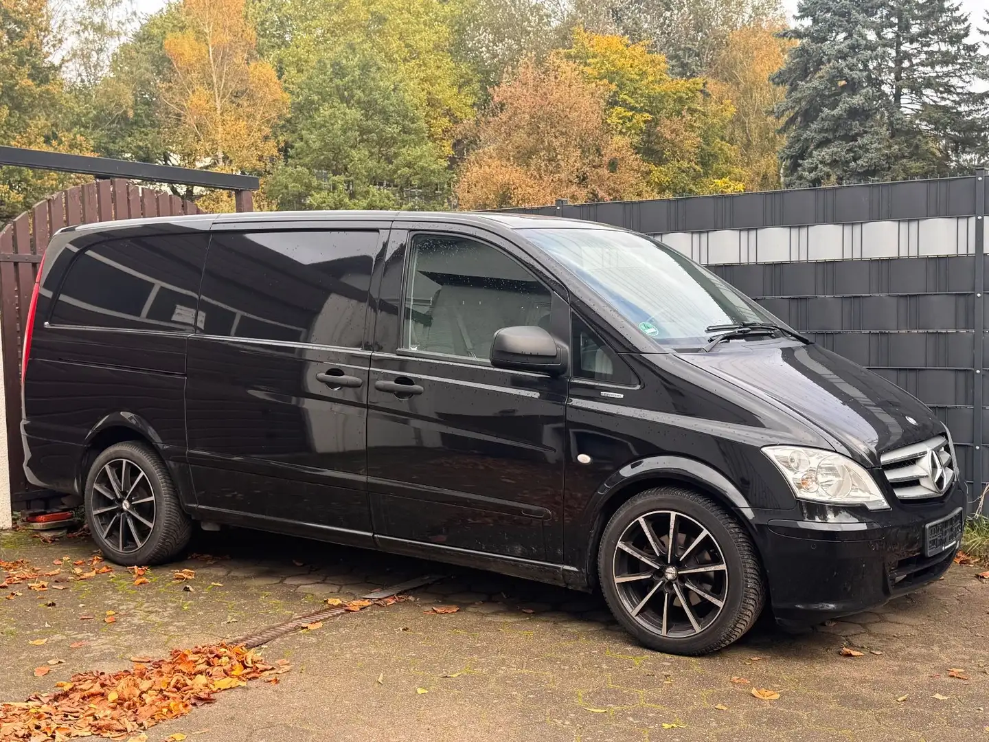 Mercedes-Benz Vito Kasten 122 CDI lang Schwarz - 2