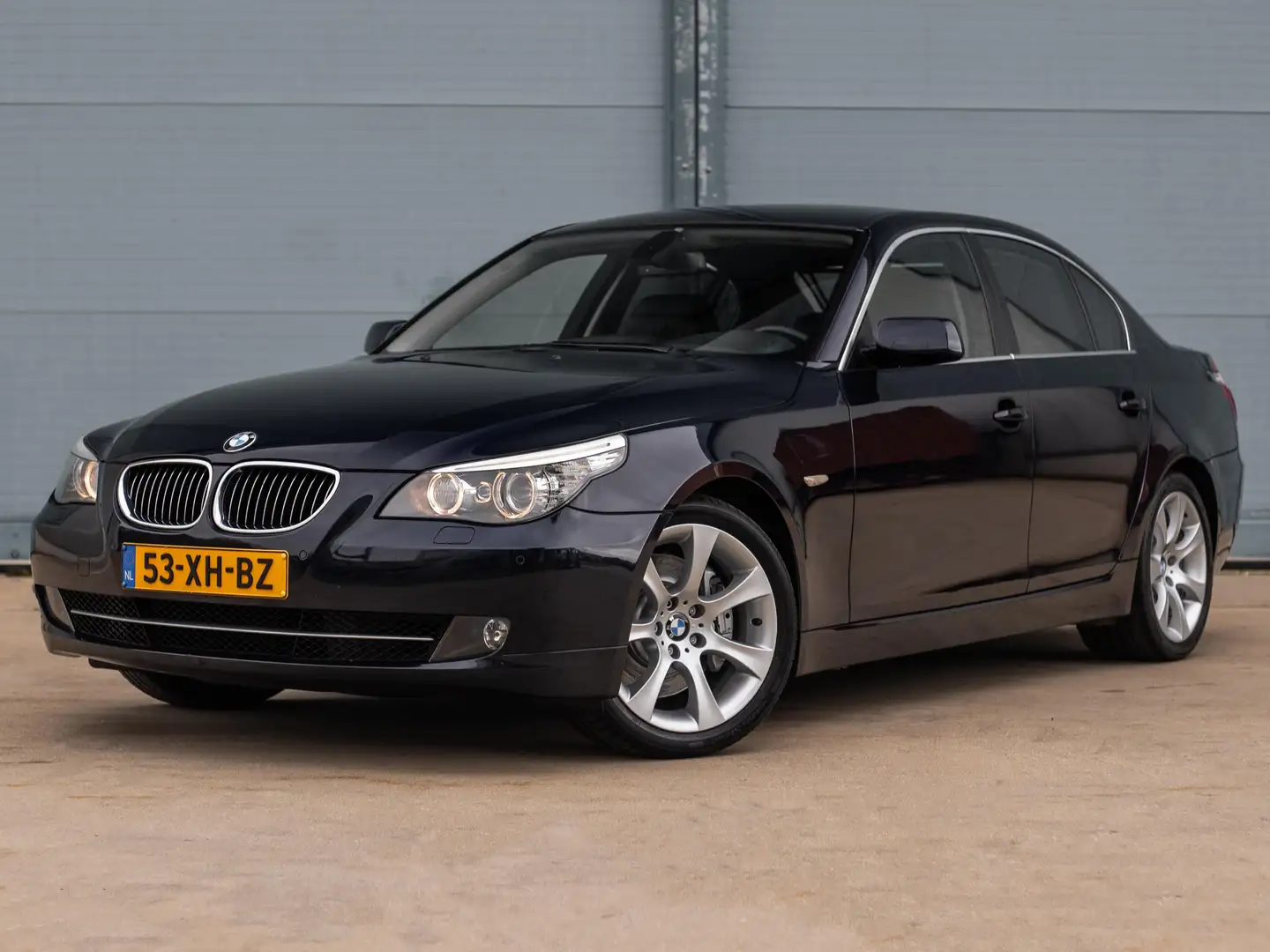 BMW 540 540i Business-Line (3e eig, Orig NL, Dealer OH) Blauw - 1