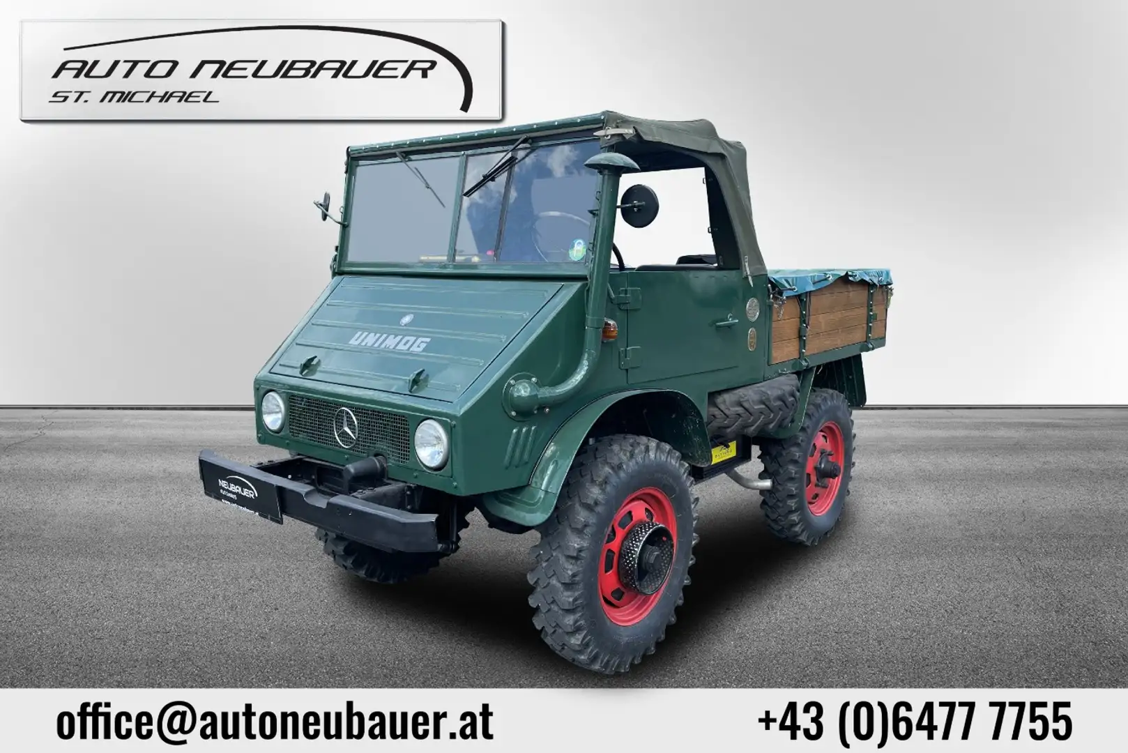 Mercedes-Benz Unimog 411 Grün - 1