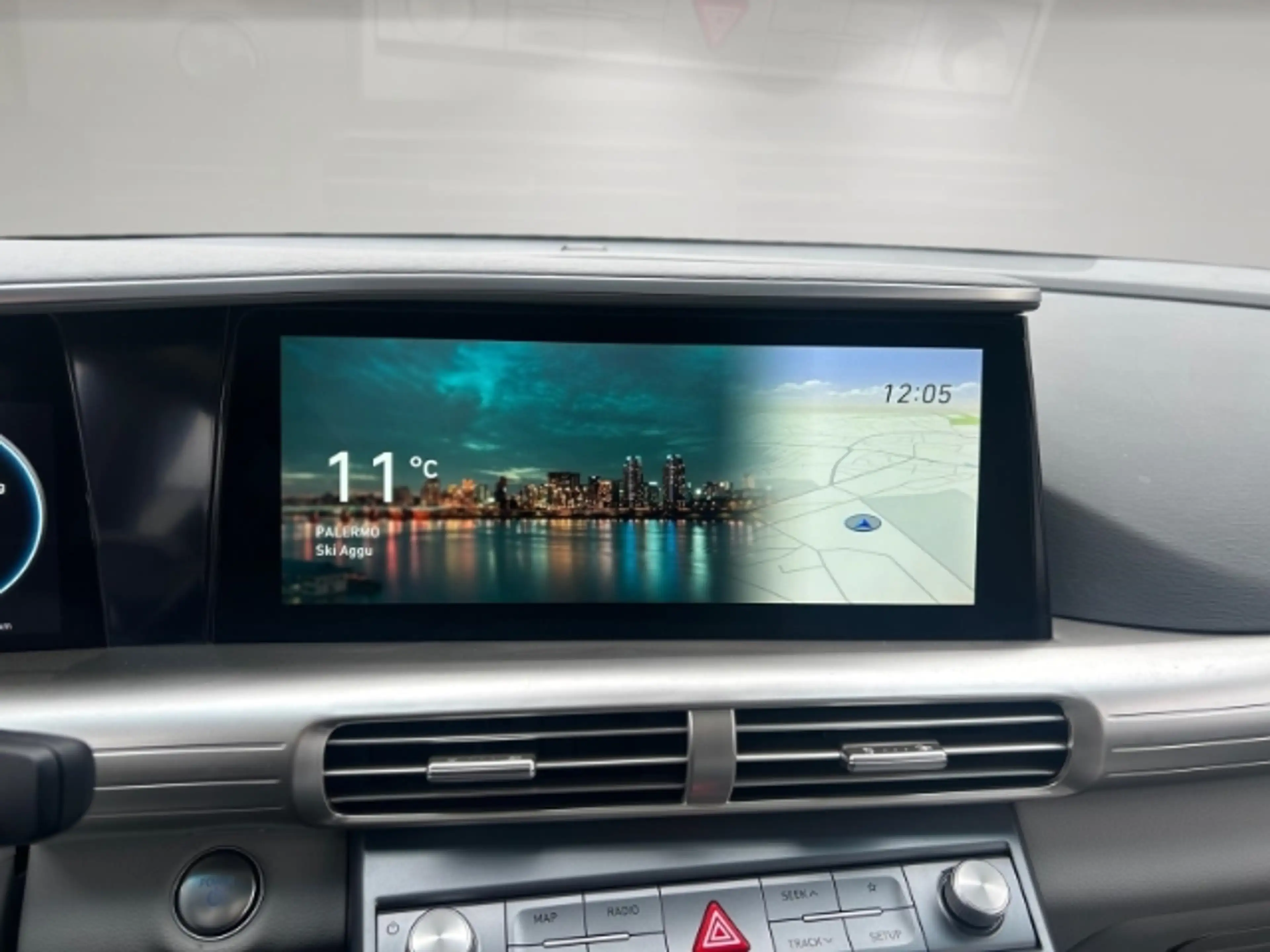 Hyundai NEXO Prime mit Schiebedach - DRESEN SONDERAKTION — photo 10