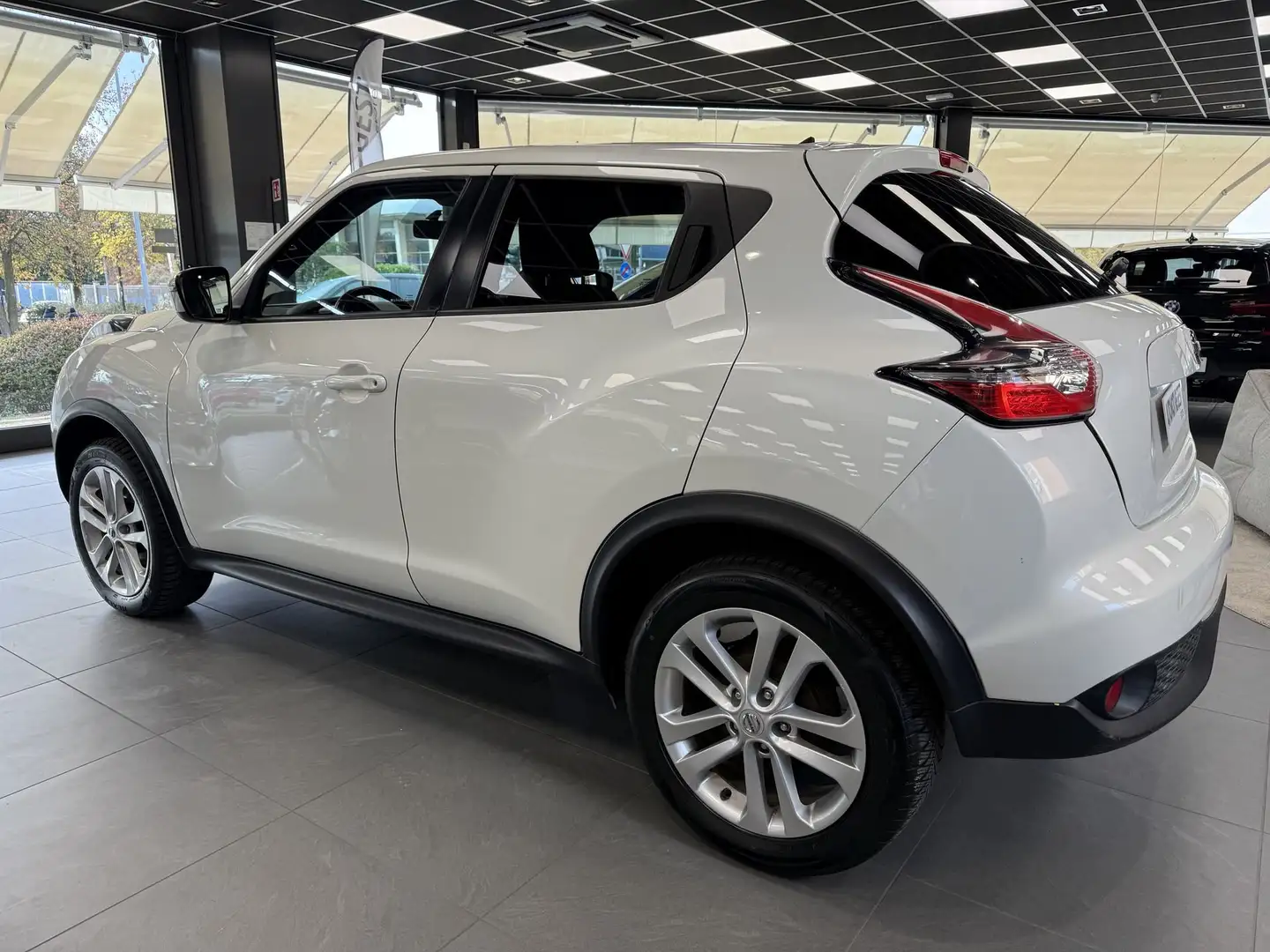 Nissan Juke Juke 1.6 GPL Visia Blanc - 2