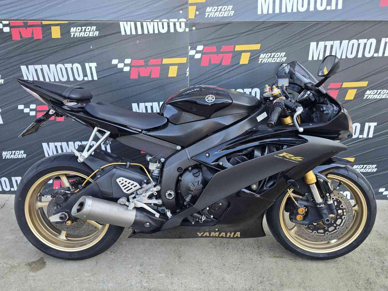 Yamaha YZF-R6 29 Foto e Video 360