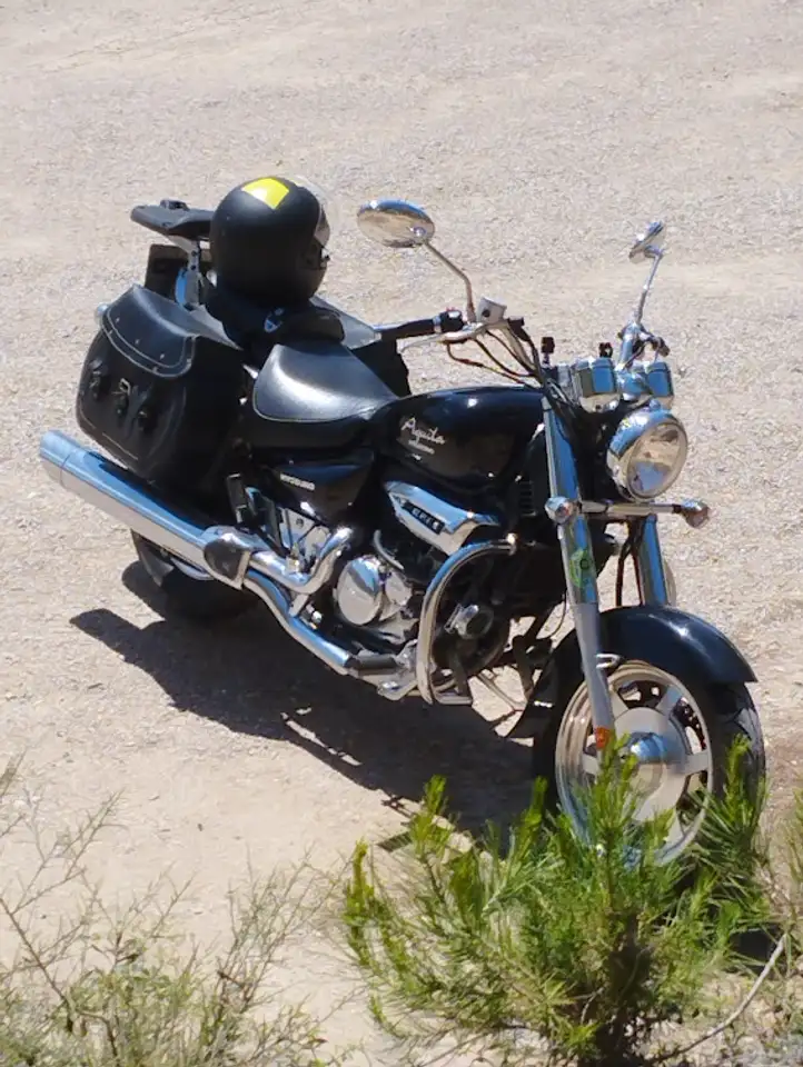 Hyosung Aquila 250