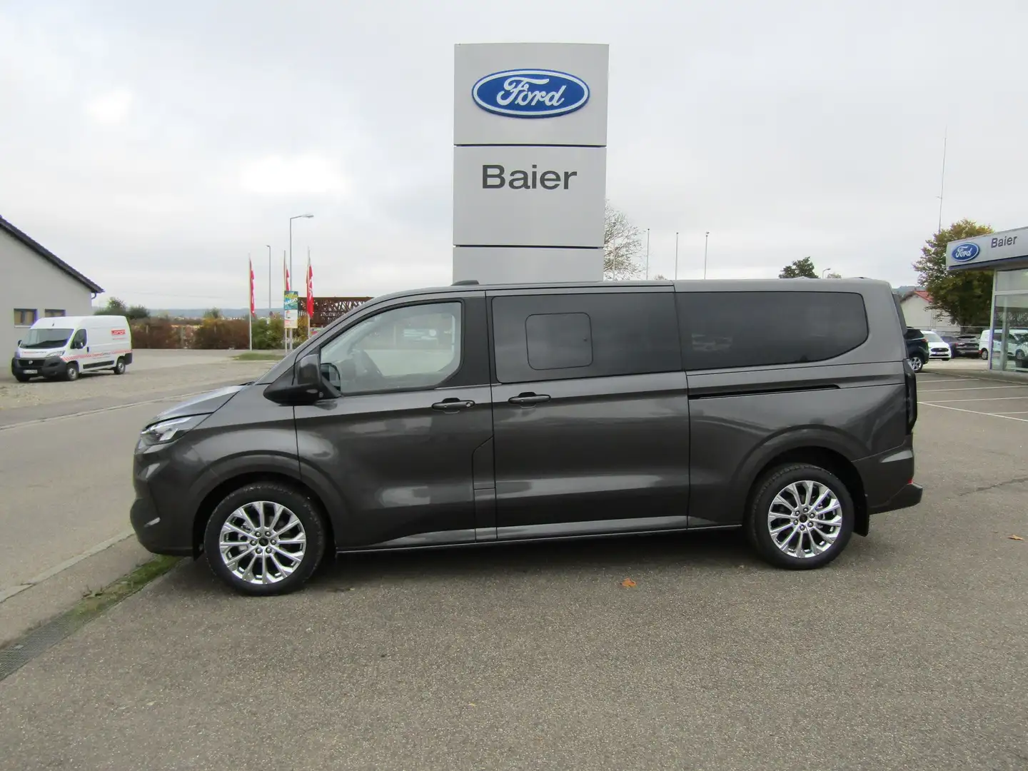 Ford Tourneo Custom Titanium L2 - ACC/TWA/Key Free/Standheizung/SYNC 4 Grau - 1