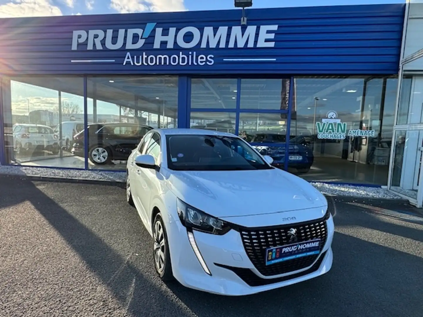 Peugeot 208 1.2 PURETECH 75 S\u0026S ACTIVE Blanc - 2