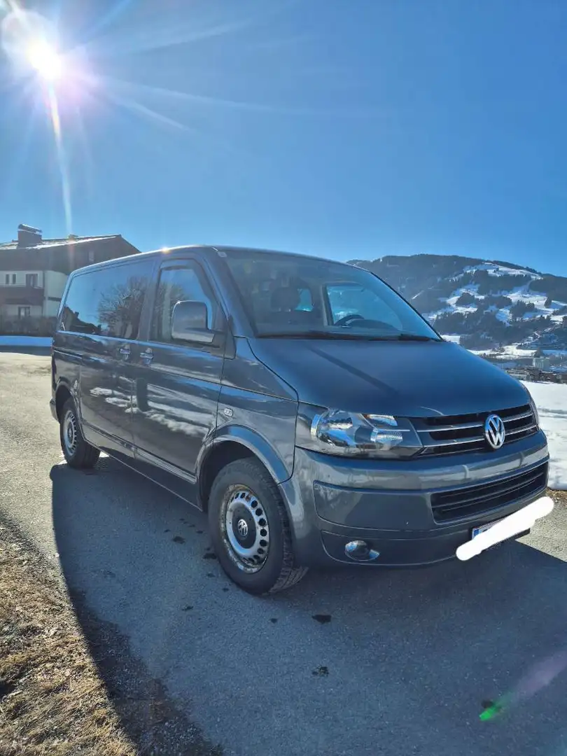 Volkswagen T5 Multivan Multivan Beach 2,5 TDI Beach Grau - 1