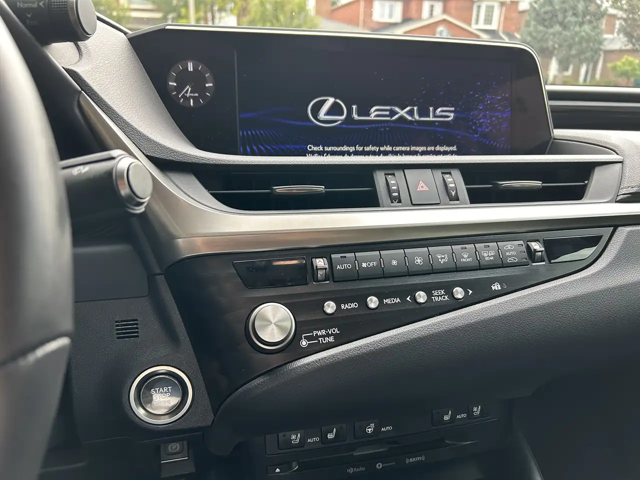 Lexus ES fotografie Lexus ES