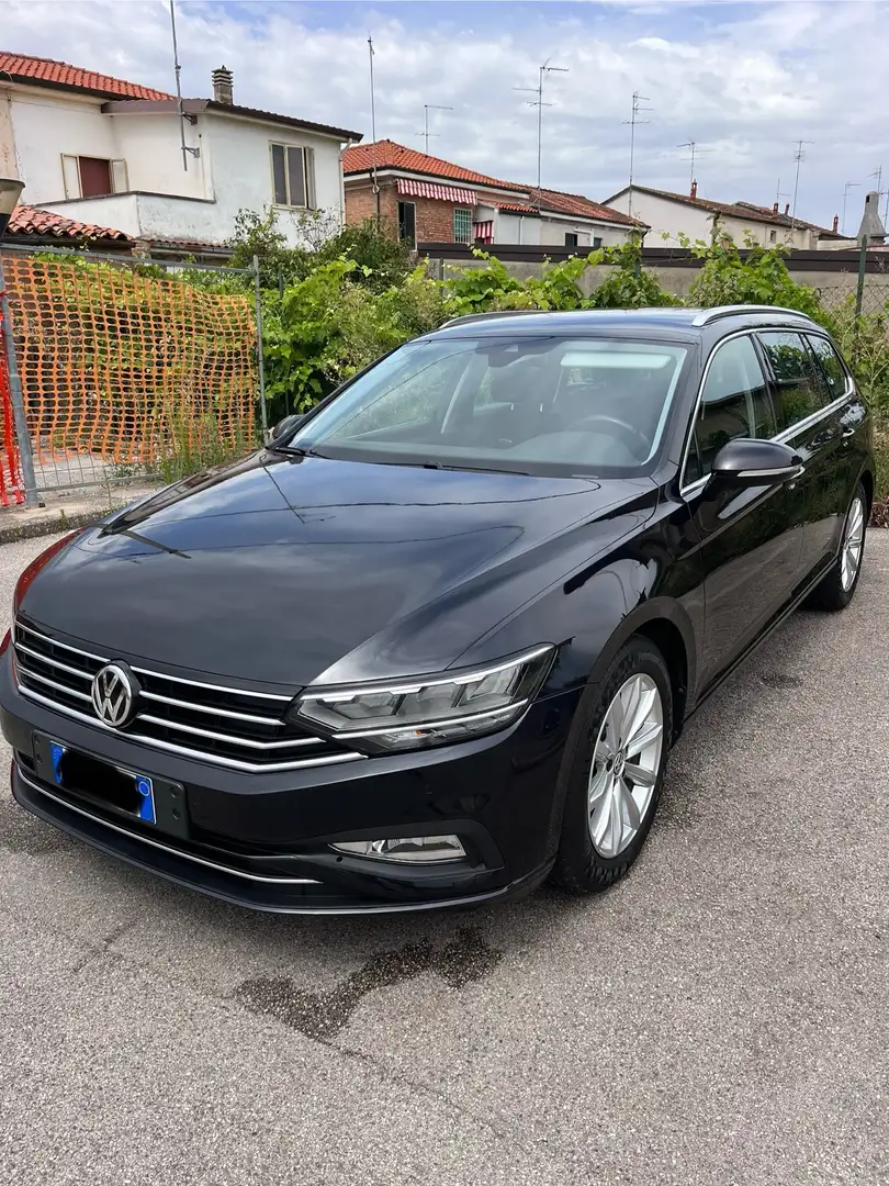 Volkswagen Passat Variant 1.6 TDI SCR DSG Business - 2