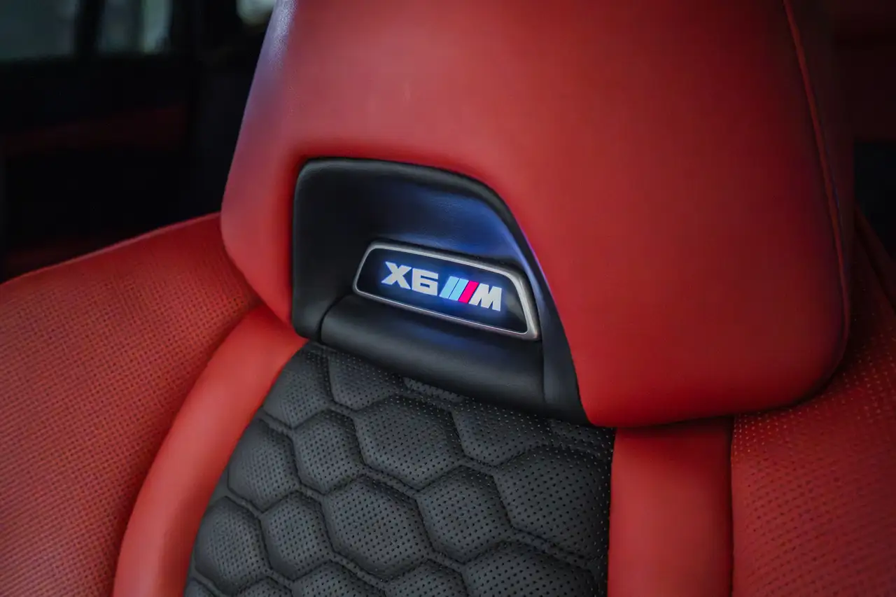 BMW X6 M photo BMW X6 M