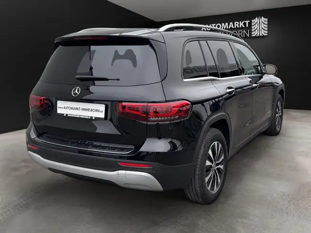 Mercedes-Benz GLB view 7