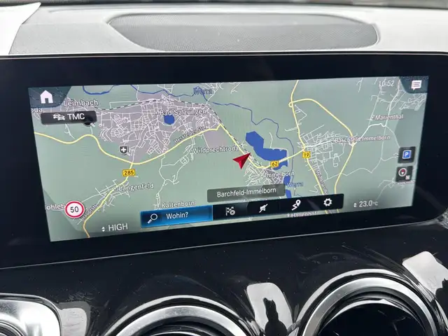 Mercedes-Benz GLB view 15