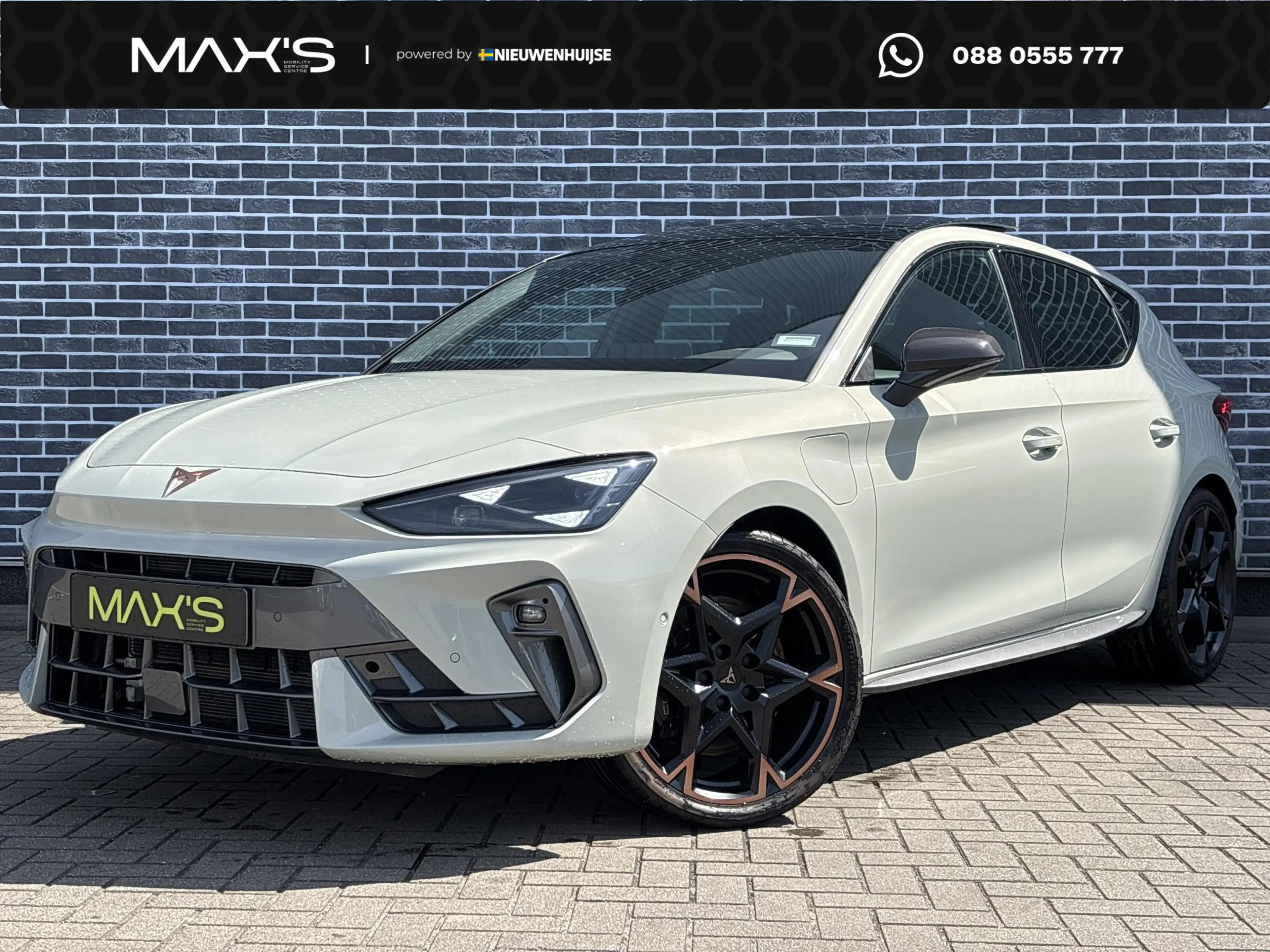 CUPRA Leon 1.5 TSI e-Hybrid VZ Extreme | Panoramadak | Achter