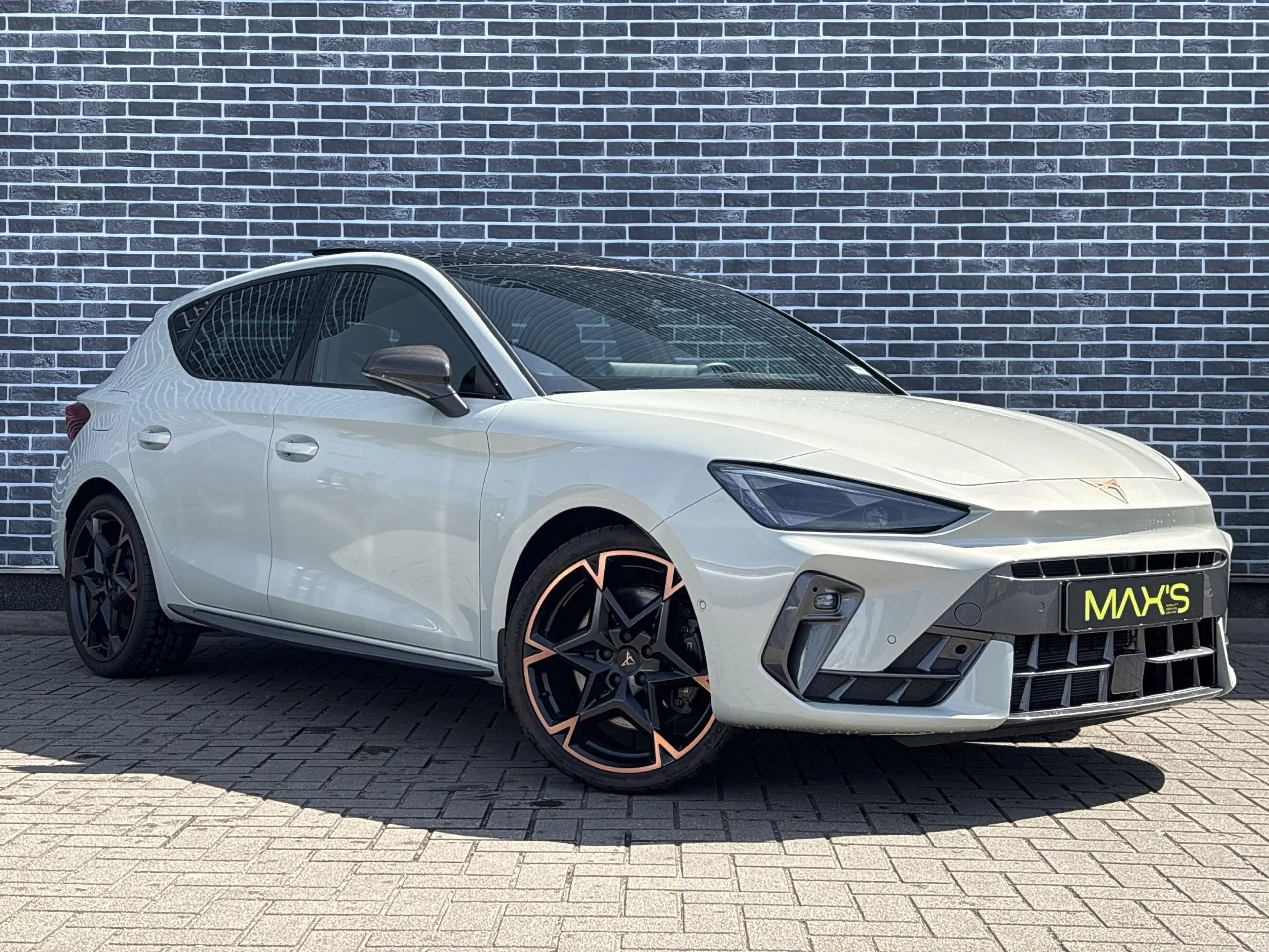 CUPRA Leon 1.5 TSI e-Hybrid VZ Extreme | Panoramadak | Achter — photo 13