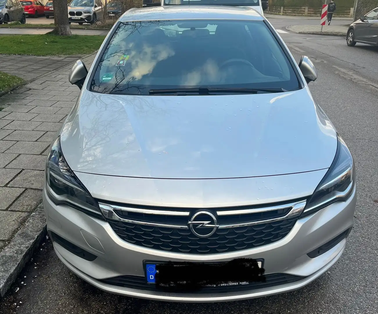 Opel Astra Astra 1.6 CDTI Start/Stopp Automatik Srebrny - 2