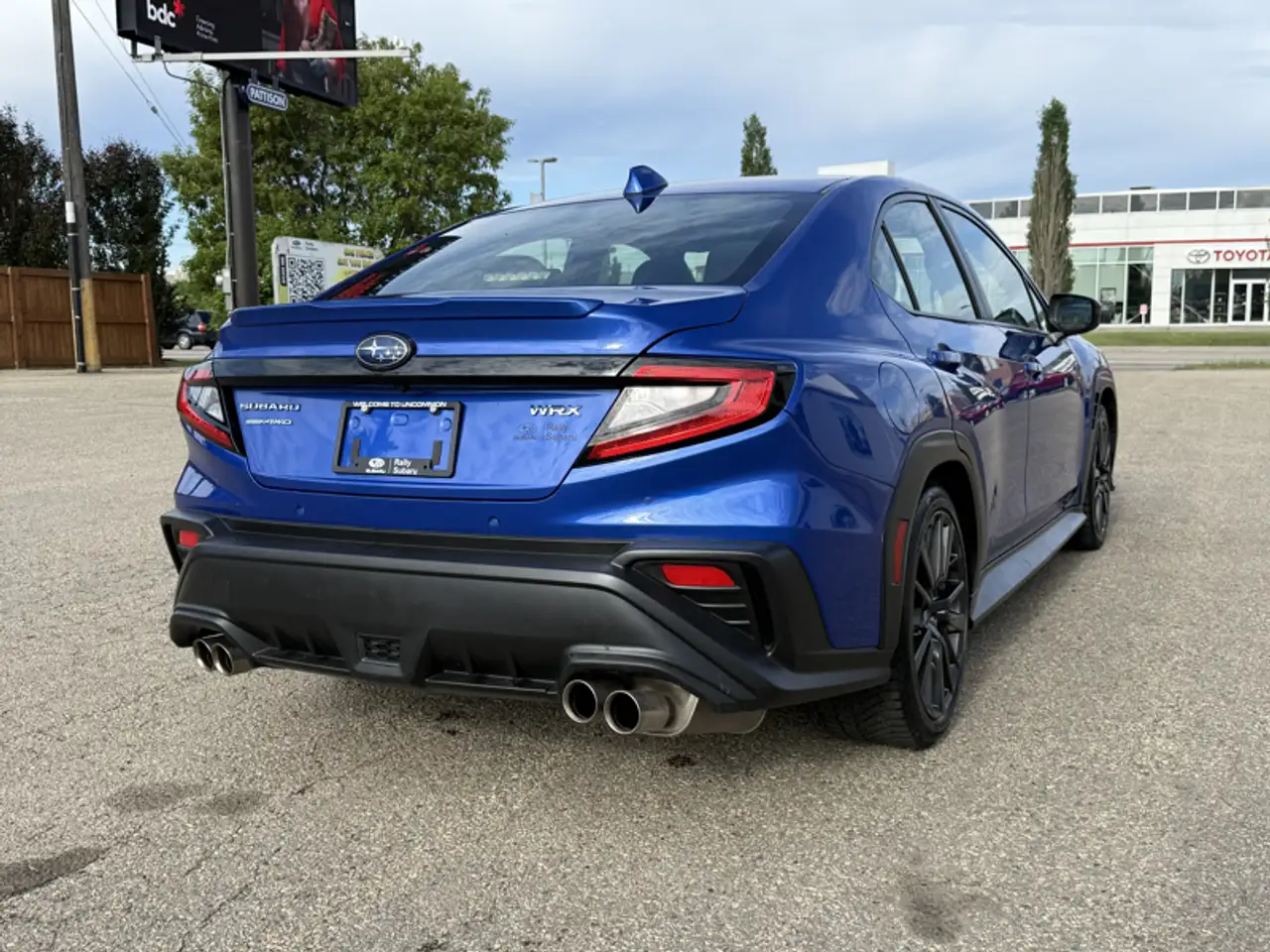Subaru WRX снимка Subaru WRX