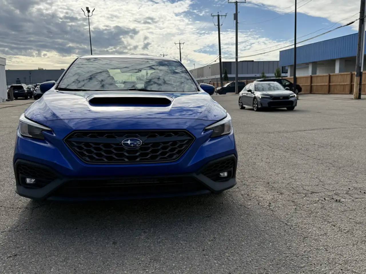 Subaru WRX снимка Subaru WRX