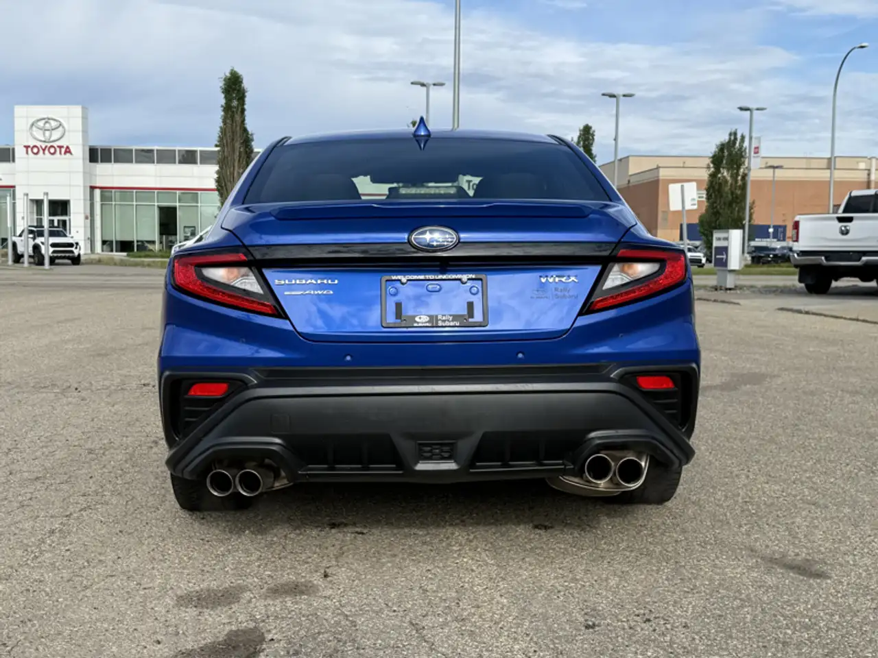 Subaru WRX снимка Subaru WRX